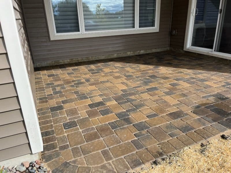 Gallery photos for Stylish Patio Transformation by Twin City Hardscapes: Image #1
