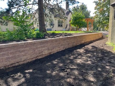 Gallery photos for Stunning Retaining Wall in St. Paul: Image #1