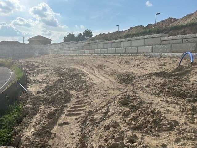 Gallery photos for Impressive Retaining Wall Project in Bloomington: Image #1