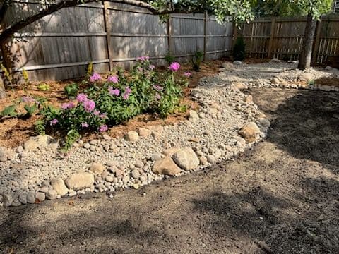 Gallery photos for Stunning Landscape and Patio Transformation: Image #1