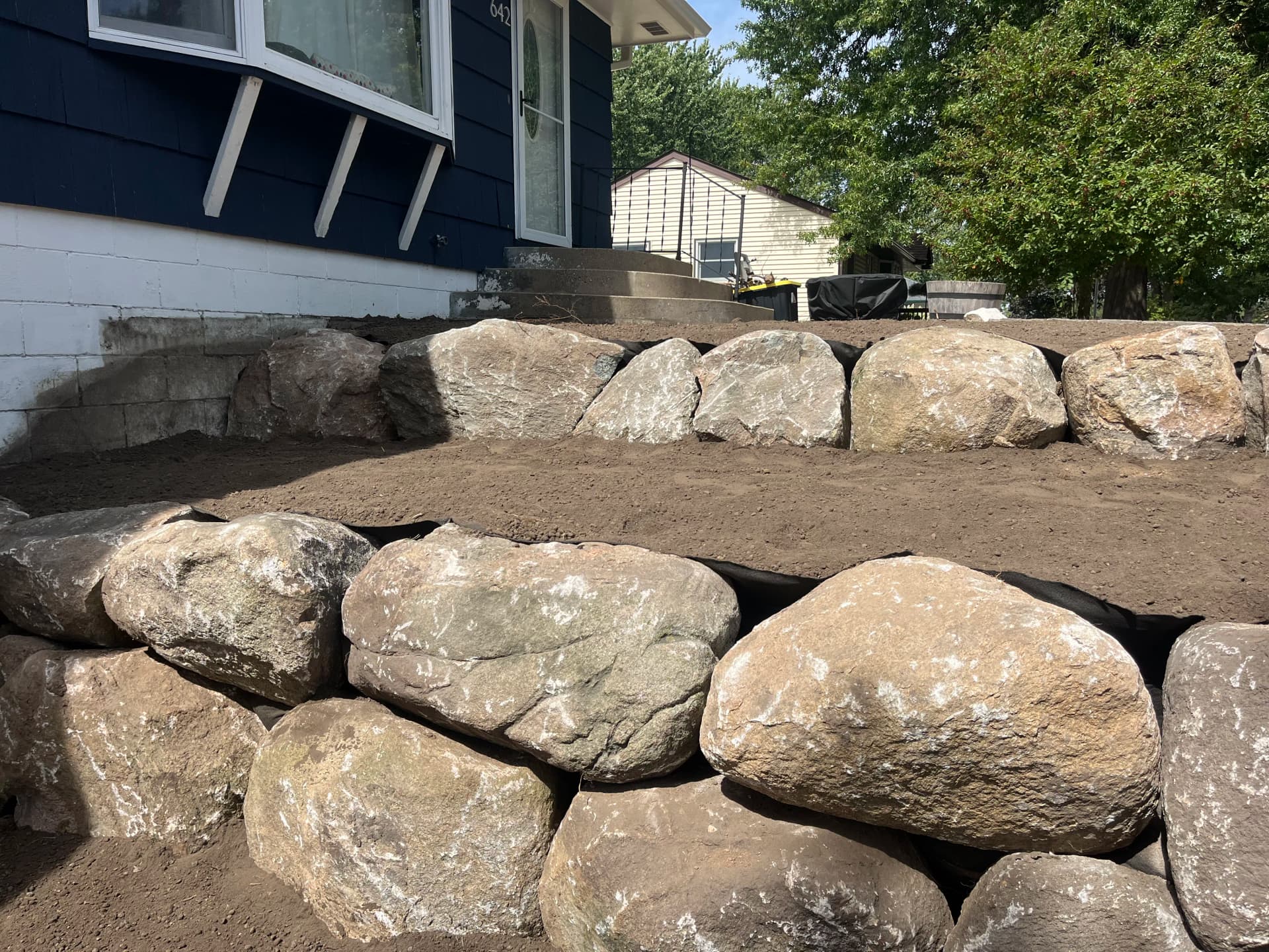 Gallery photos for Tiered Boulder Wall Keeps This Oakdale Yard in Check: Image #1